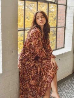 Confête SOLD OUT - Keely Burgundy Paisley Floral Maxi Dress Clothing