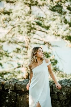 Deepa Gurnani The Bridal Suite Abia Teardrop Earrings