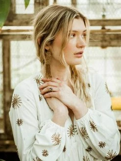 Confête Accessories Etienne Waterfall Earrings