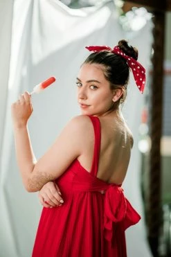 Confête Clothing Cristina Bow-Tie Back Midi Dress - Red