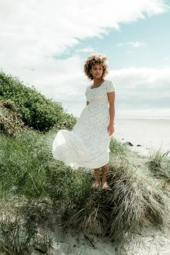 Confête Violet Ditsy Floral Maxi Dress Clothing