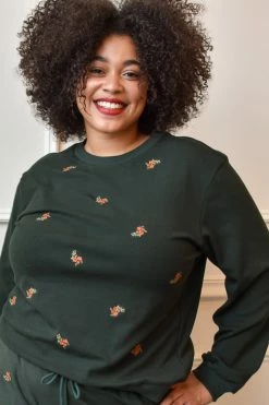 Confête SOLD OUT - Rosie Floral Embroidered Sweatshirt
