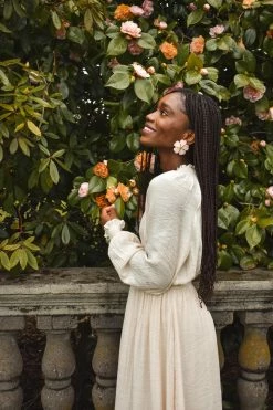 Treasure Jewels Margarita Light Pink Beaded Flower Earrings