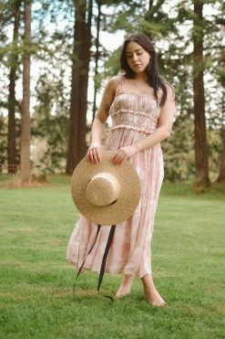 En Saison Gabby Pink Floral Midi Dress Clothing