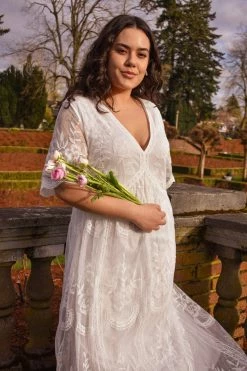 Confête Clothing Edie Lace Maxi Dress 8 Confête Clothing Edie Lace Maxi Dress