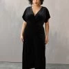 Confête Clothing Mina Black Velvet Jumpsuit