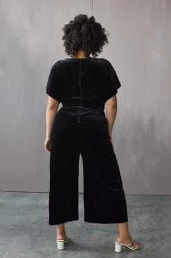 Confête Clothing Mina Black Velvet Jumpsuit