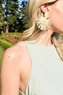 Confête Accessories Rosario Iraca Palm Earrings - Natural