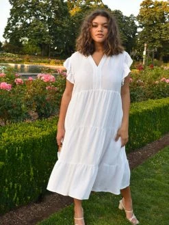 ConfĂȘte Clothing Erika White Flutter Sleeve Midi Dress