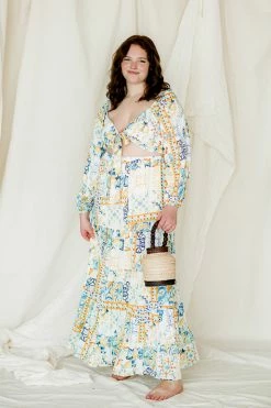 Confête Clothing La Dolce Vita Two Piece Skirt Set