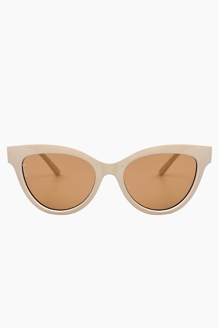 Otra Eyewear The Bridal Suite Lola Sunglasses - Nude 6 Otra Eyewear The Bridal Suite Lola Sunglasses - Nude