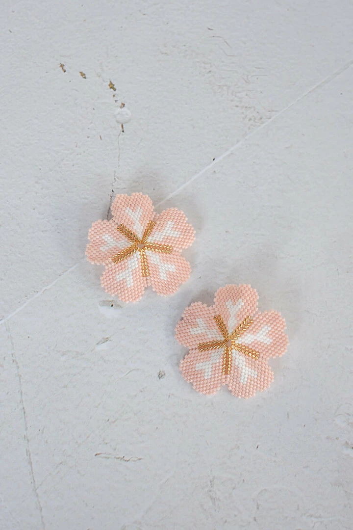Treasure Jewels Margarita Light Pink Beaded Flower Earrings 4 Treasure Jewels Margarita Light Pink Beaded Flower Earrings