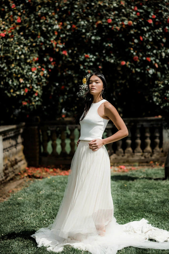 Confête Clothing Misty Cream Tulle Midi Skirt 3 Confête Clothing Misty Cream Tulle Midi Skirt