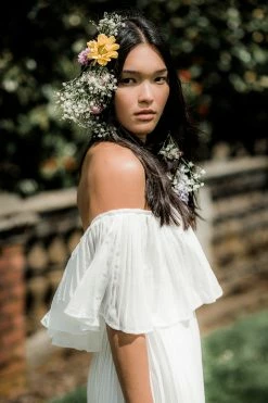 Confête Clothing Naomi White Pleated Maxi Dress