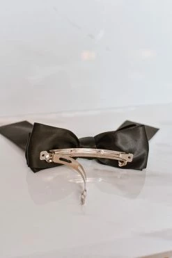 Confête Oversized Bow Barrette