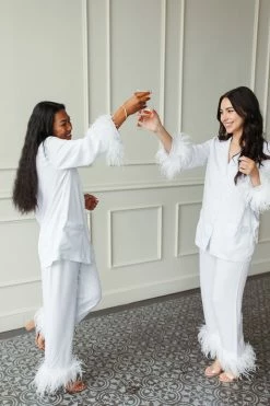 Sleeper Party Pajamas In White Clothing