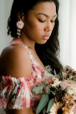 Treasure Jewels Rainy Daisy Pink Earrings Accessories