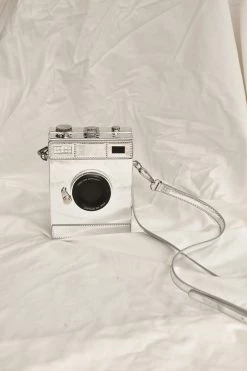 Confête Accessories Eurotrip Silver Camera Crossbody Purse