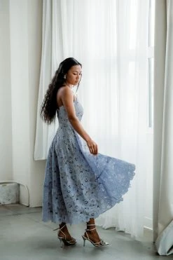 Elliatt Tia Lace Midi Dress