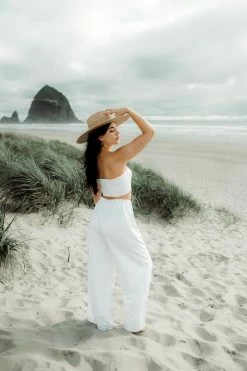 Confête Vania White Linen Pants Set Clothing