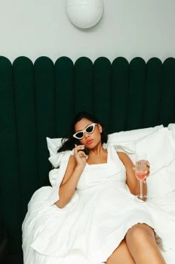 Confête The Bridal Suite Rhinestone Cat Eye Sunglasses