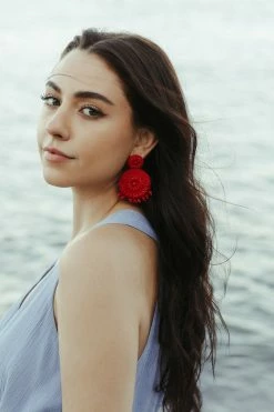 Confête Accessories Jayna Beaded Circle Earrings - Red