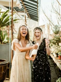 Confête Clothing Starry Eyed Glitter Star Mesh Maxi- Gold